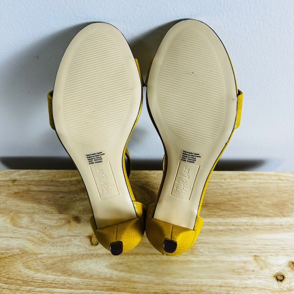 Style & Co Paycee Women's Yellow Snakeskin Ankle Strap Kitten Heel Sandals 6.5 - Picture 7 of 9